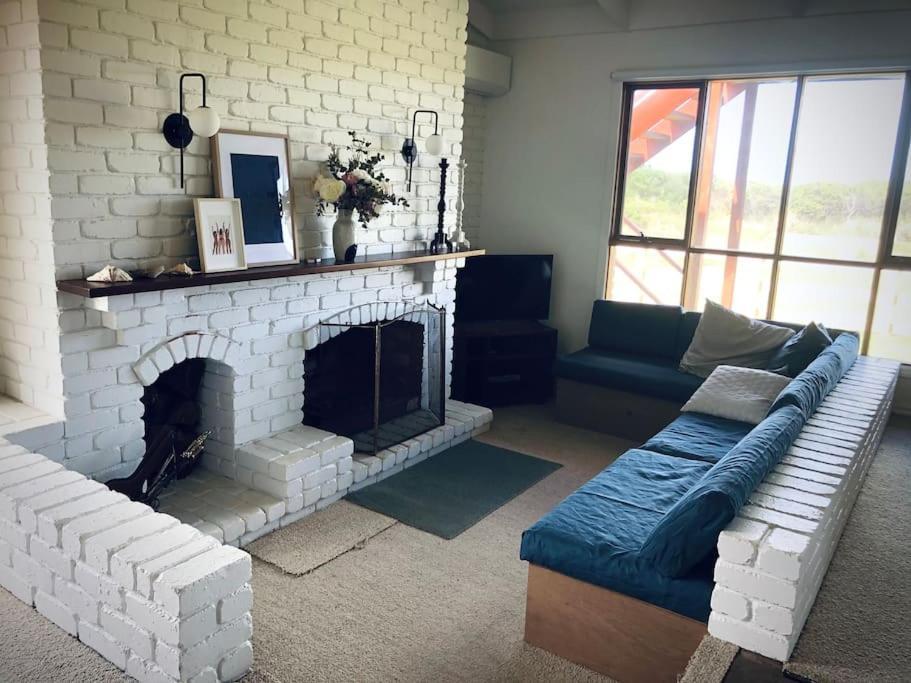 Peterborough Beach House Екстер'єр фото